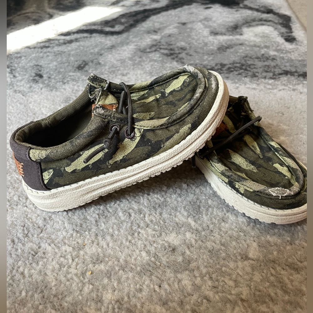 Camo & Fish Toddler Boy Hey Dudes